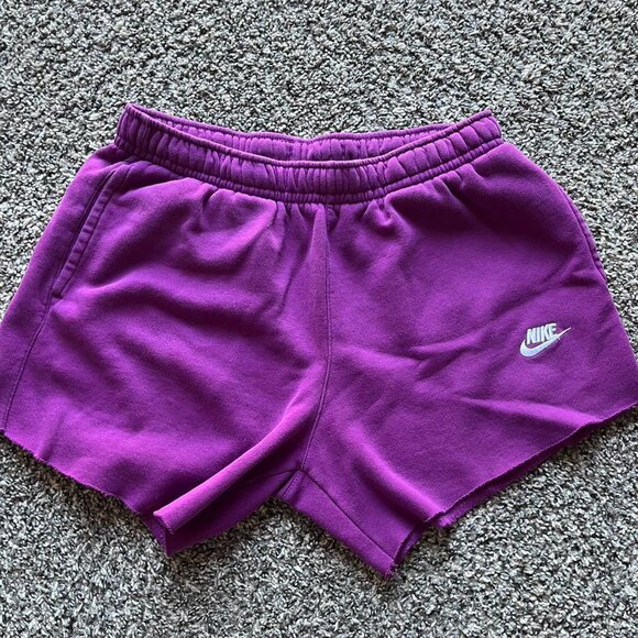 Nike Purple Fleece Shorts, Women's Large Lifting Shorts - Picture 1 of 6
